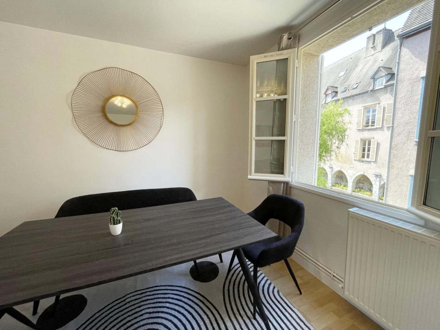 Au Bord De L'Eure - Free Parking Apartment Chartres Exterior foto